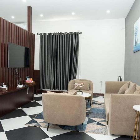Anh Anh Luxury Hotel Tuyen Quang Ngoại thất bức ảnh
